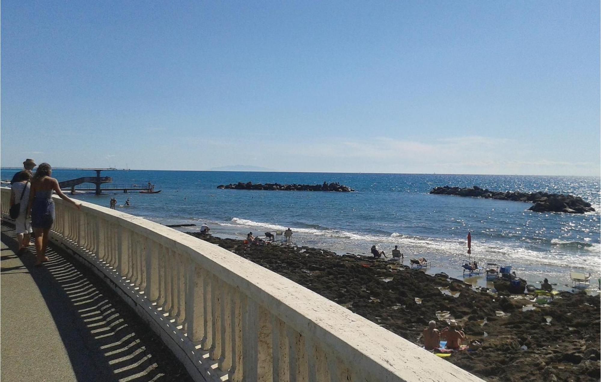 Le Cerbonche Apartment Castiglioncello Bagian luar foto
