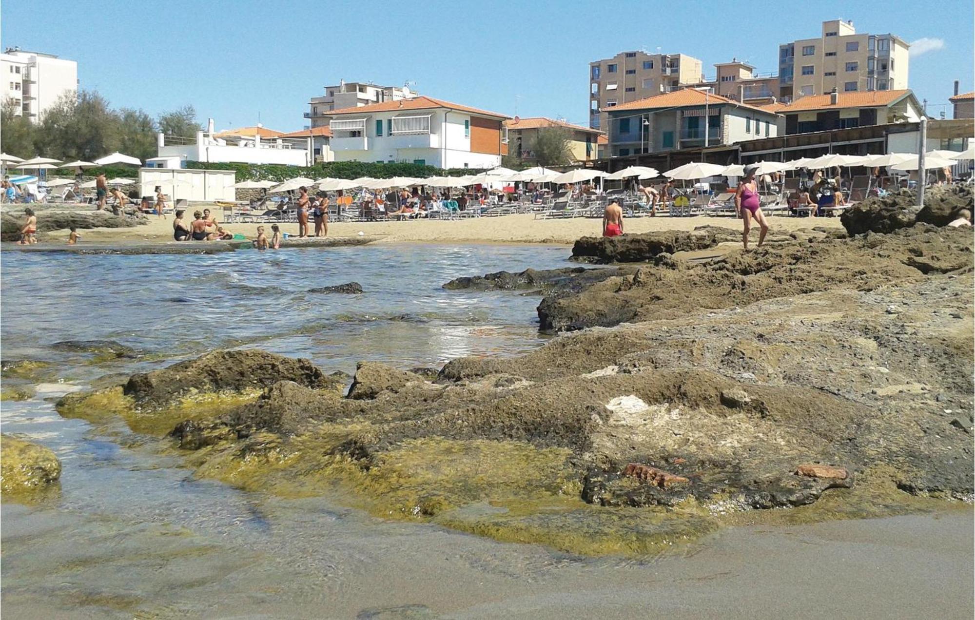 Le Cerbonche Apartment Castiglioncello Bagian luar foto